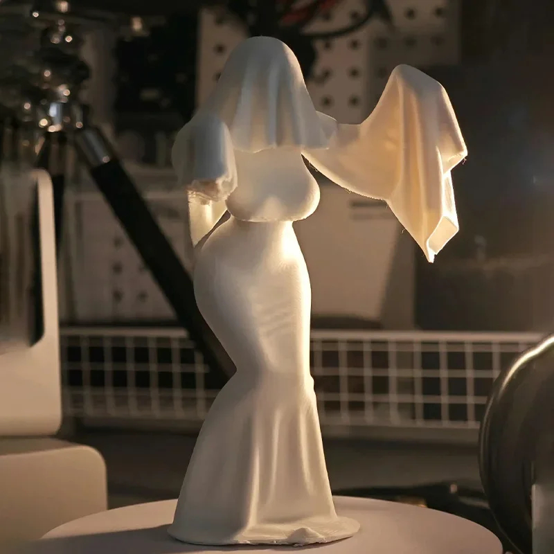 Cubicle Shelf Organizer - Estátua de Fantasma Impressa em 3D